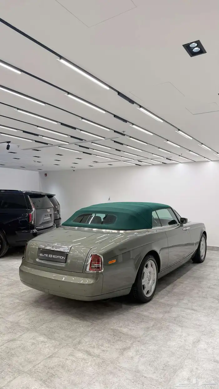Rolls Royce phantom Drophead 2009 مخزن 7
