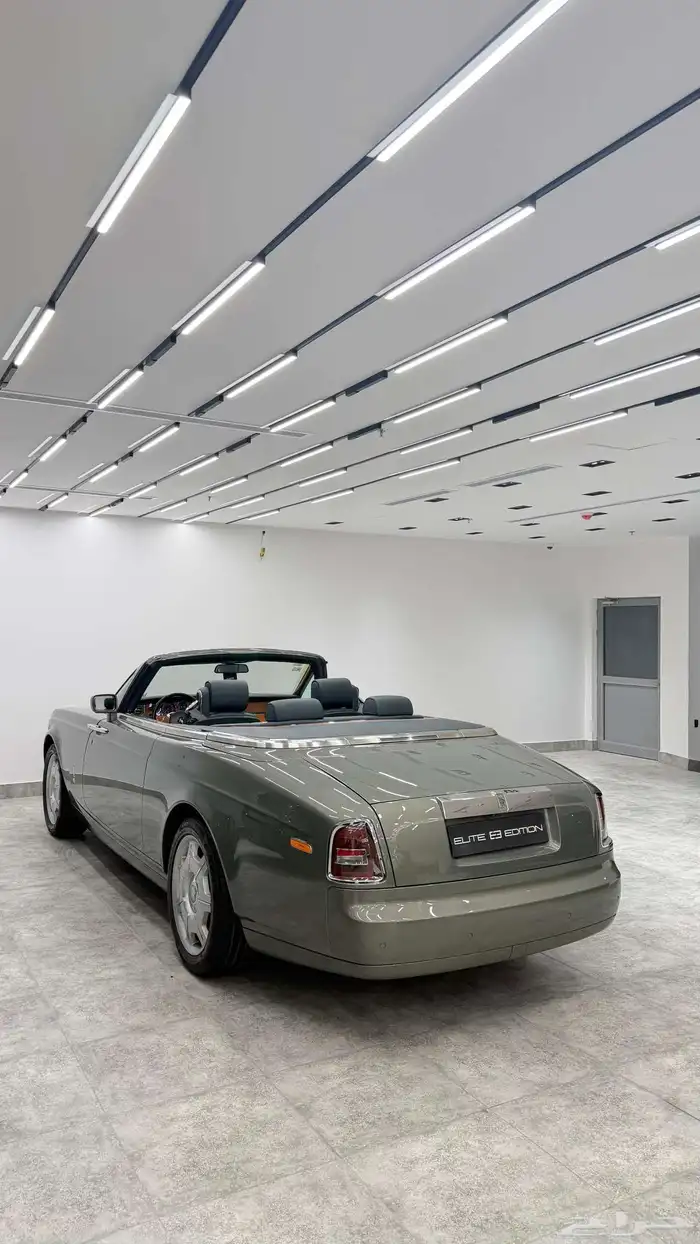 Rolls Royce phantom Drophead 2009 مخزن 4