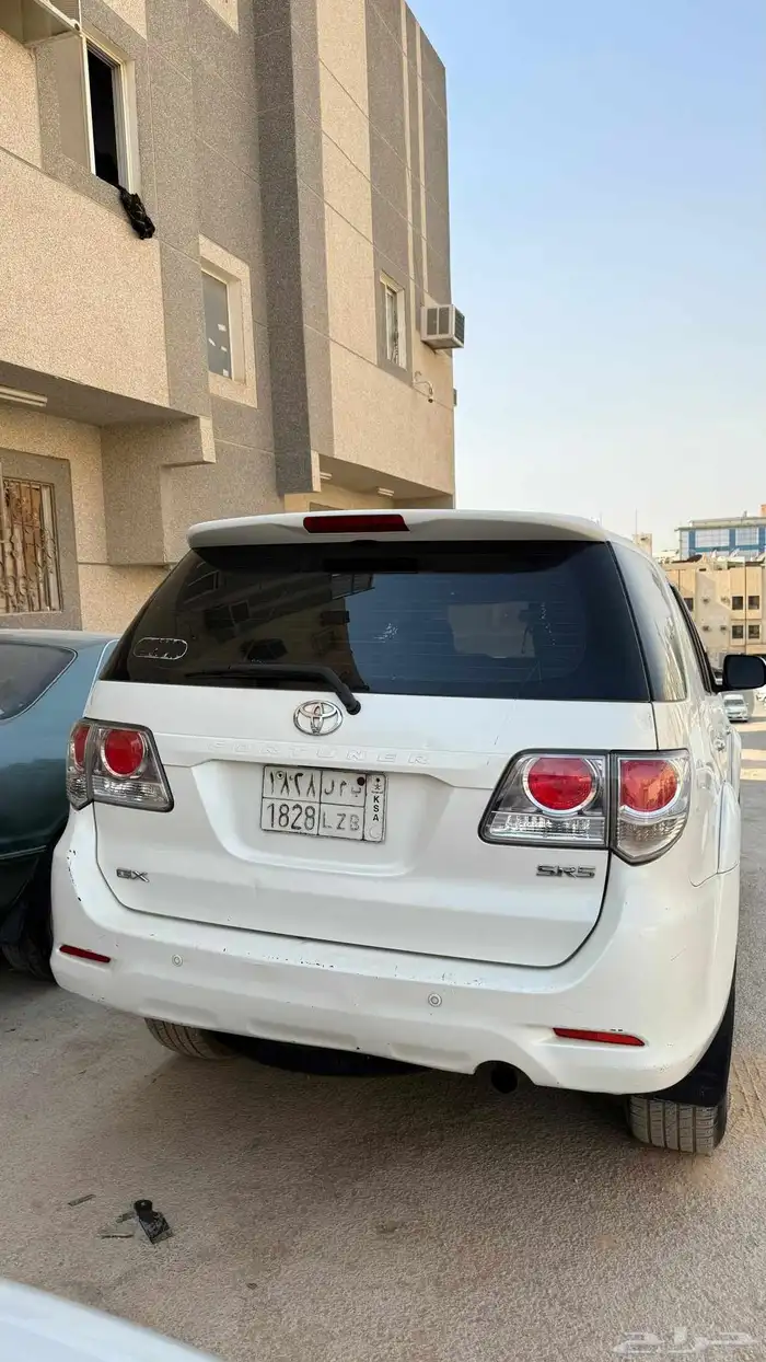 فورتشنر 2012جير عايدي دبل 2