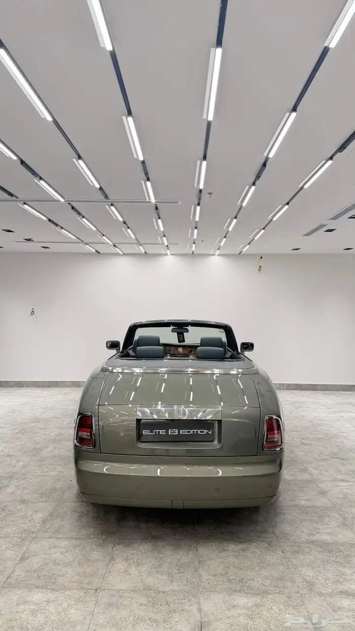 Rolls Royce phantom Drophead 2009 مخزن 6