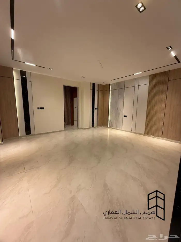 للبيع دور نص ارض حي الفلاح 2