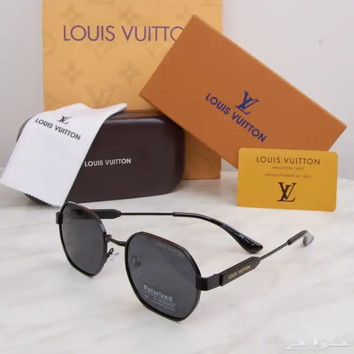 شنط شوزات ساعات نظارات جمله وتجزئه لتواصل واتس 4