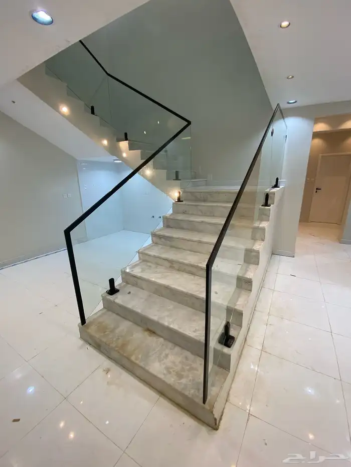 زجاج دربزين سكريت 9