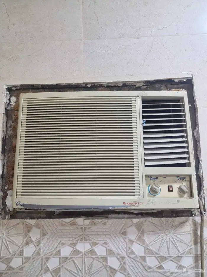 مكيفات طن ونص للبيع المستعجل الاثنين شغالين اللي عليهم غطى 0