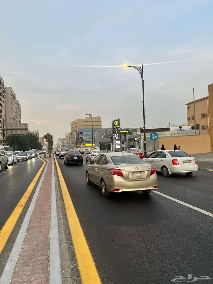 محل زينة سيارات للايجار في ارقى احياء الدمام وبمحطة جديد 7