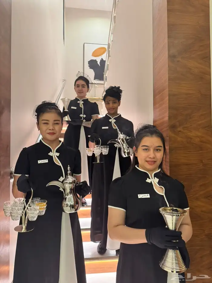 قهوجي وصبابين ومضيف 9