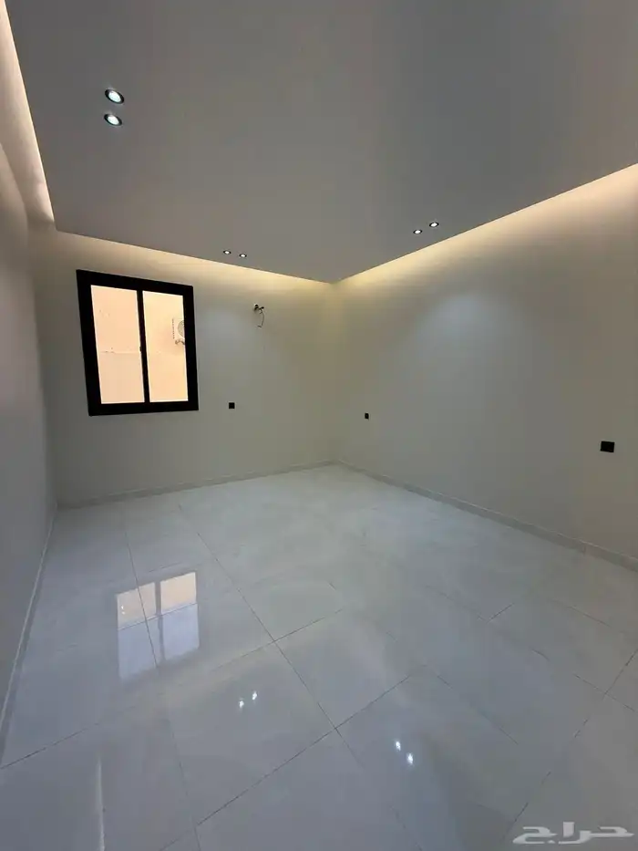 فله روف ارضي حي الريان موقع مميز وتشطيب فخم 7