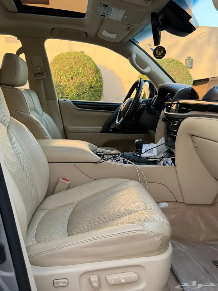 جيب لكزس 21 مالك ثاني 9