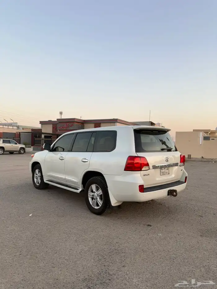 لاندكروزر 2013 1