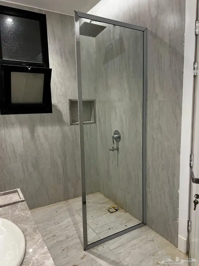 زجاج سكريت 12ملي شاورات زجاج 12ملي 1