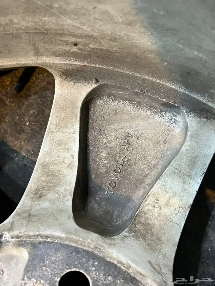 جنوط جيب لاند كروزر 2015 اصلي وكاله  مع كفرات دنلوب 285.60.1 13