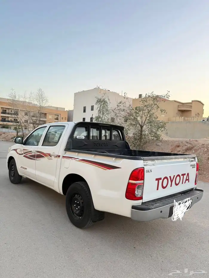 للبيع هايلوكس 2015 غمارتين GLX 2