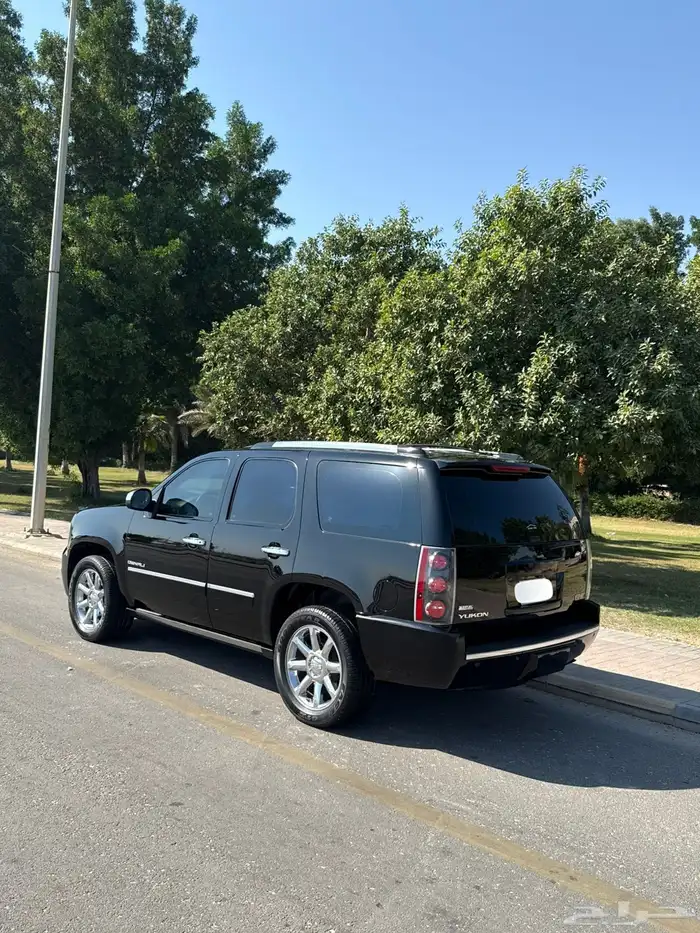 للبيع يوكن دينالي 2012 1