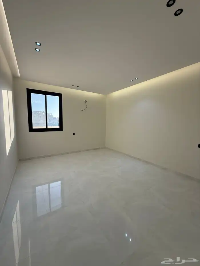 فله روف ارضي حي الريان موقع مميز وتشطيب فخم 1