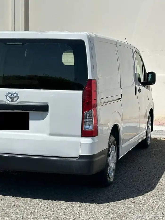 تويوتا هايس بضاعه 2020ديزل سعر 64000 الف 10