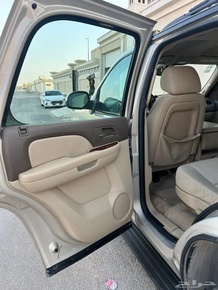 للبيع يوكون 2012 دبل - نظيف بدي ومحركات 12