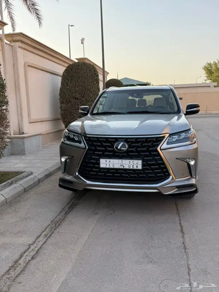 جيب لكزس 21 مالك ثاني 1
