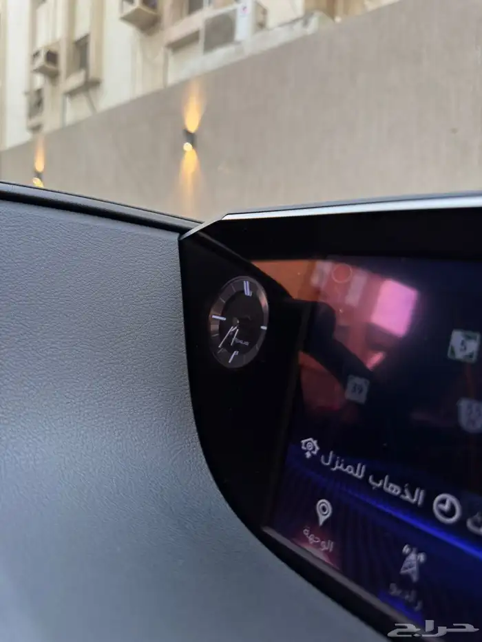 لكزس ES 2019 ثاني مالك DD ممشى قليل مضمون 34