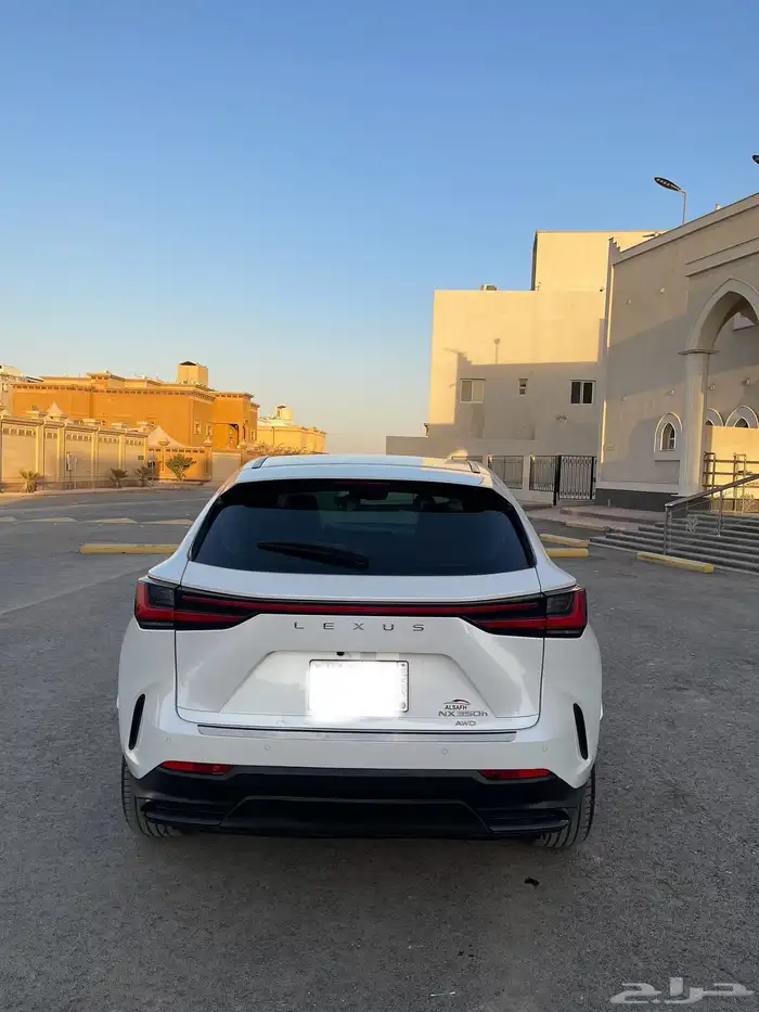 لكزس NX350h - 2024 مخزن نظيف 32