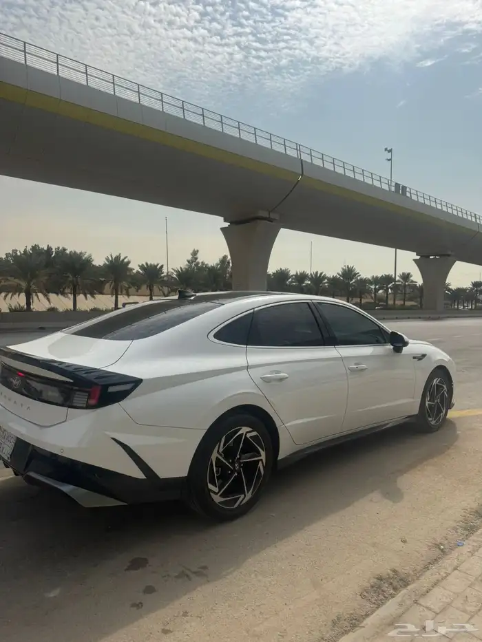 هيونداي سوناتا 2024 بريميوم 3