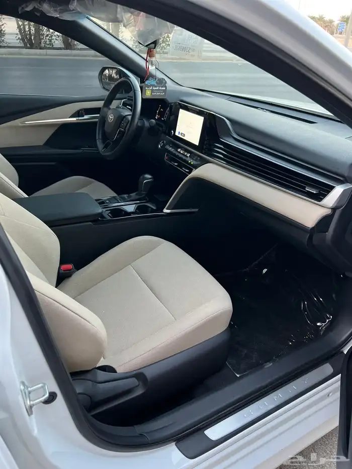 تويوتا كامري2025 الممشى34 الفLE 10