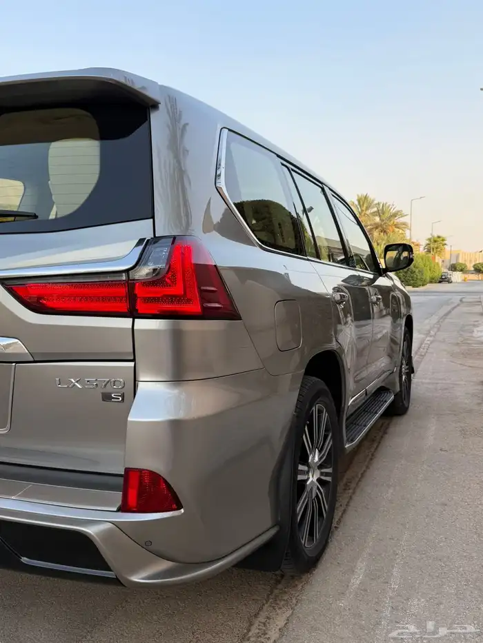 جيب لكزس 21 مالك ثاني 3