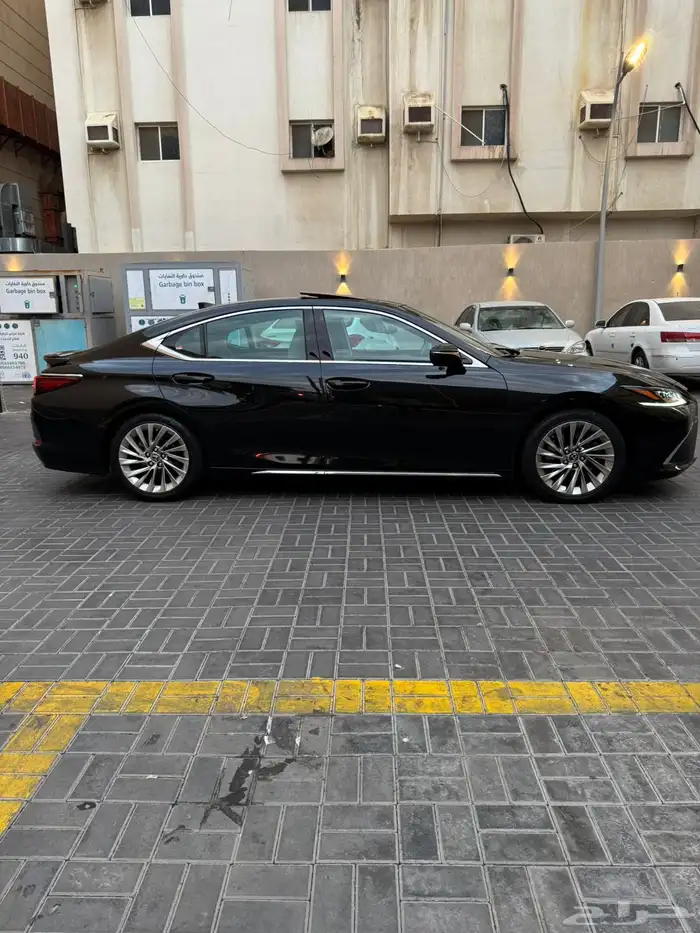 لكزس ES 2019 ثاني مالك DD ممشى قليل مضمون 68