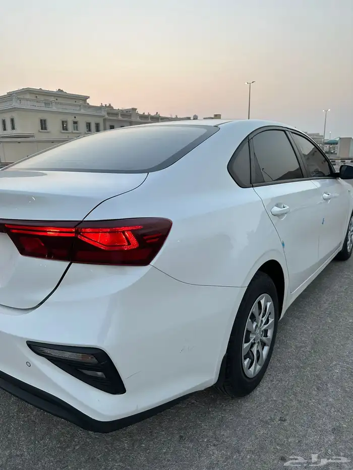 كيا سيراتو 2020 استاندر نظيف 6