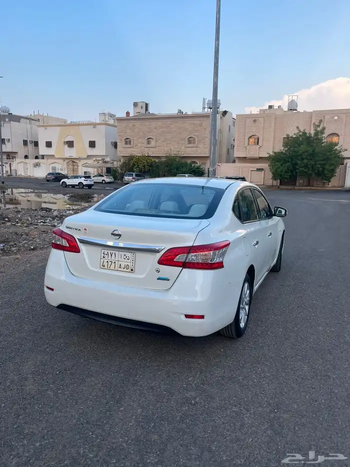 نيسان سينترا 3