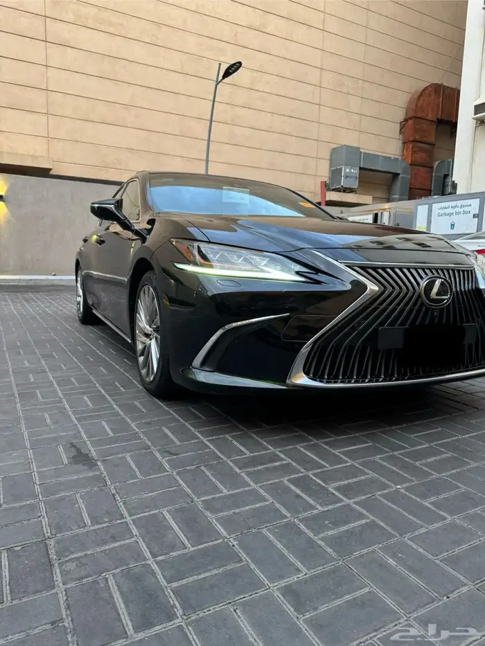 لكزس ES 2019 ثاني مالك DD ممشى قليل مضمون 47