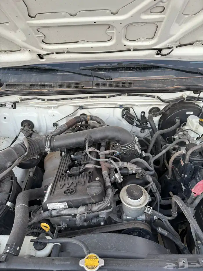 للبيع هايلوكس 2015 غمارتين GLX 14