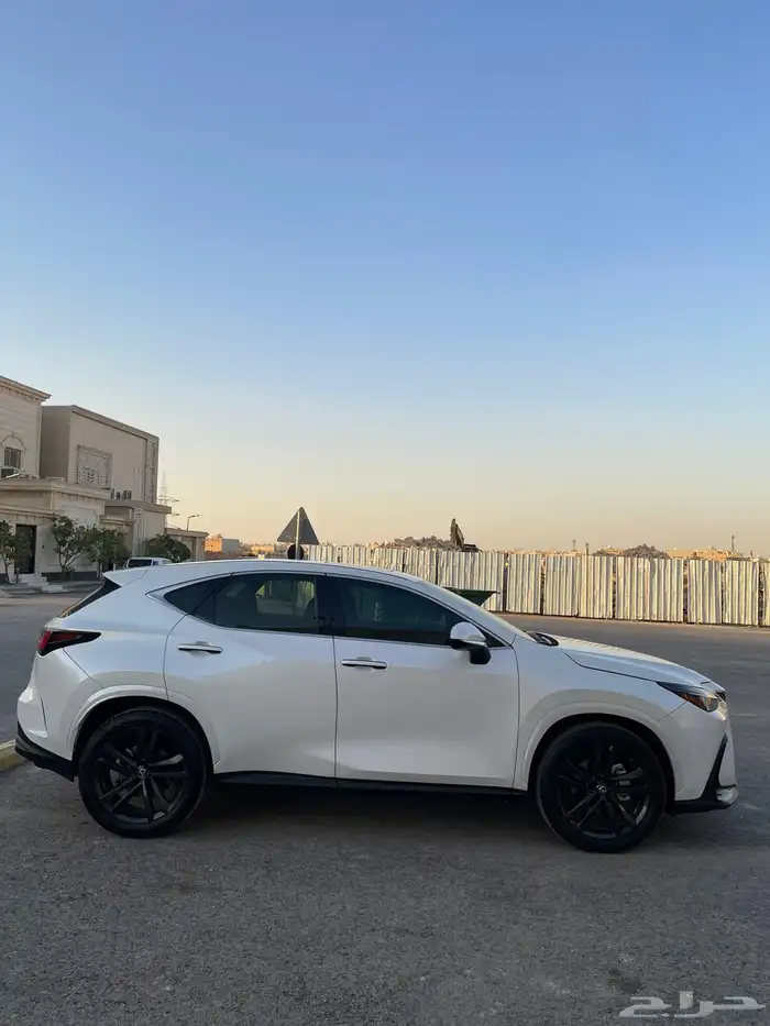 لكزس NX350h - 2024 مخزن نظيف 34