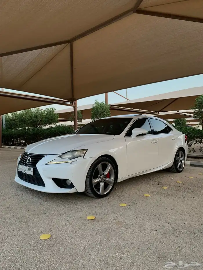 لكزس is350 ممشى قليل 1