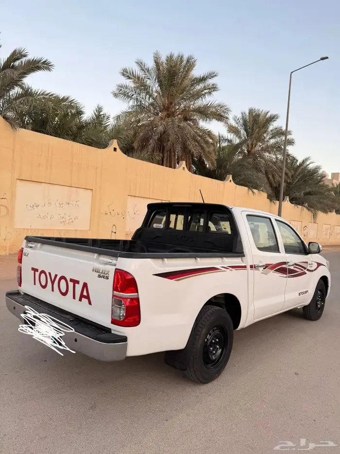 للبيع هايلوكس 2015 غمارتين GLX 3