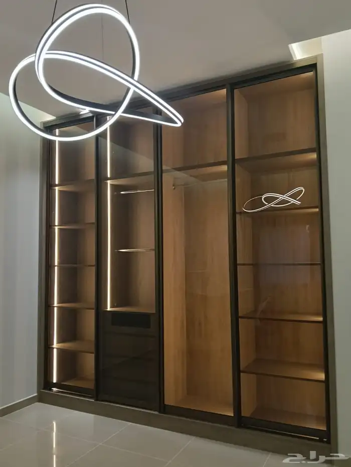 خزائن ومطابخ وغرف نوم خشب 0