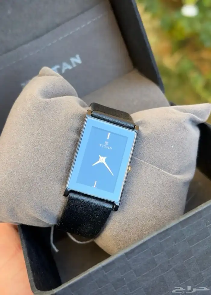 ساعة تايتان مستطيلة جد يد ة إصدار مقطوع Titan 2