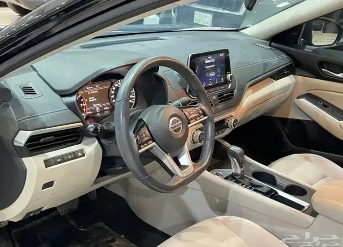 نيسان التيما 2022 نص فل SV 9