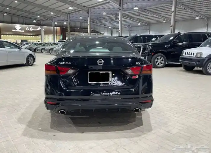 نيسان التيما 2022 نص فل SV 5