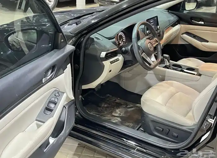 نيسان التيما 2022 نص فل SV 7