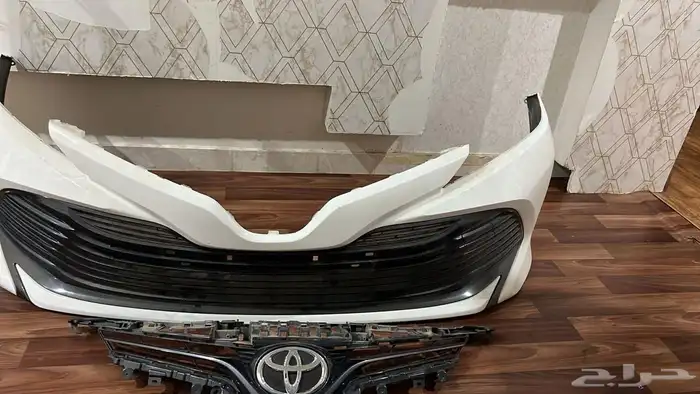صدام وشبك كامري تويوتا 2020 2