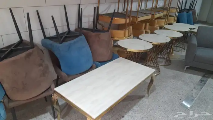 كراسي وطاولات 3