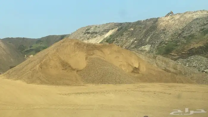 توريد جميع أنواع المواد الردميات عدسية و سنبيص و رمل 3