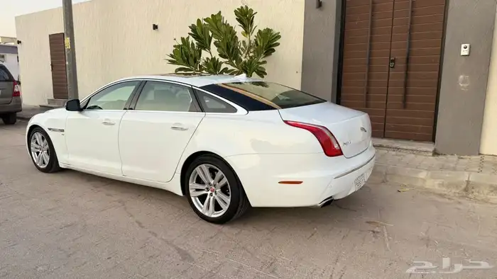 جاكوار موديل 2014 XJ 2