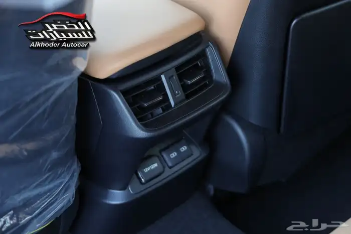 لكزس ES300H 2025 لدى شركة عبدالمجيد الخضر للسيارات 16