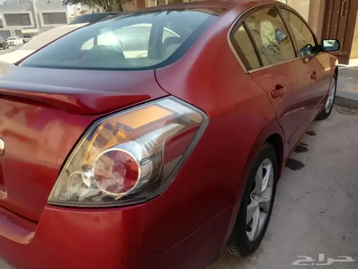 سيارة نيسان التيما موديل 2008 للبيع 2
