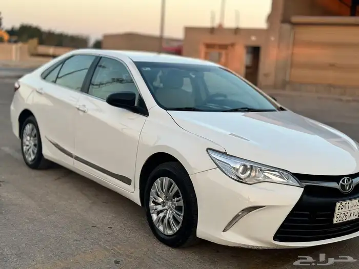 تويوتا كامري 2017 للبيع ( الجبيل) 2