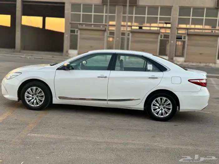 تويوتا كامري 2017 للبيع ( الجبيل) 4