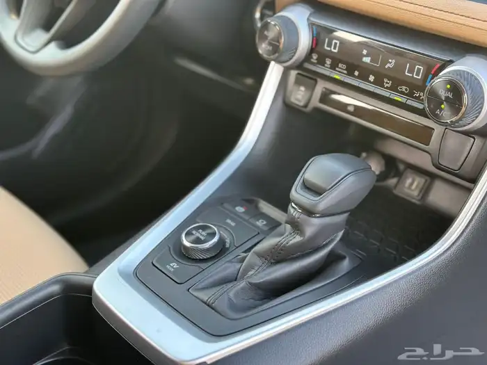 تويوتا راف فور 2023 ستاندر هايبرد دبل 12