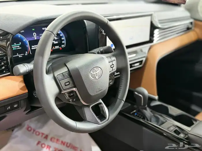 كامري 2025 جراندي سعودي بنزين الون اسود 8