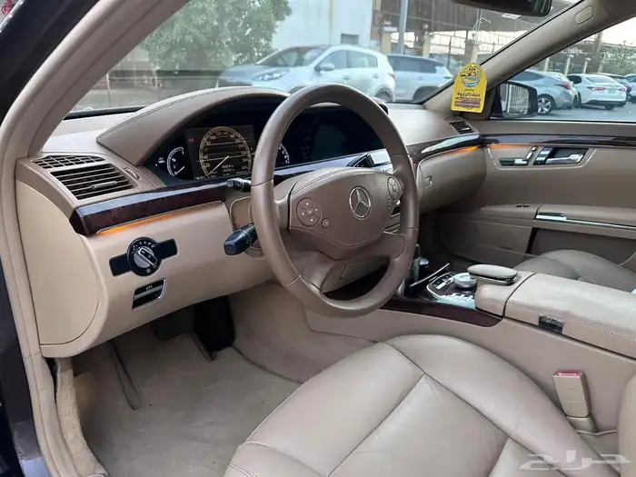 مرسيديس بانوراما 6